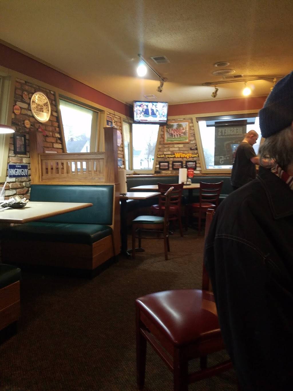 Pizza Hut | meal delivery | 525 2nd Ave, Sibley, IA 51249, USA | 7127544641 OR +1 712-754-4641