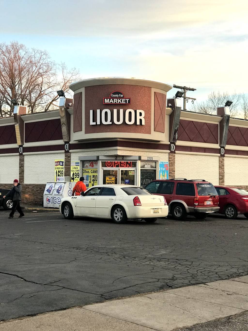 County Fair Market | meal takeaway | 22828 Dequindre Rd, Warren, MI 48091, USA | 5867557630 OR +1 586-755-7630