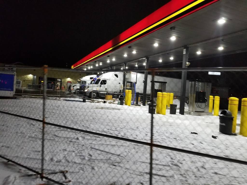 Pilot Travel Center | restaurant | 3001 Milwaukee Rd, Beloit, WI 53511, USA | 6083643644 OR +1 608-364-3644