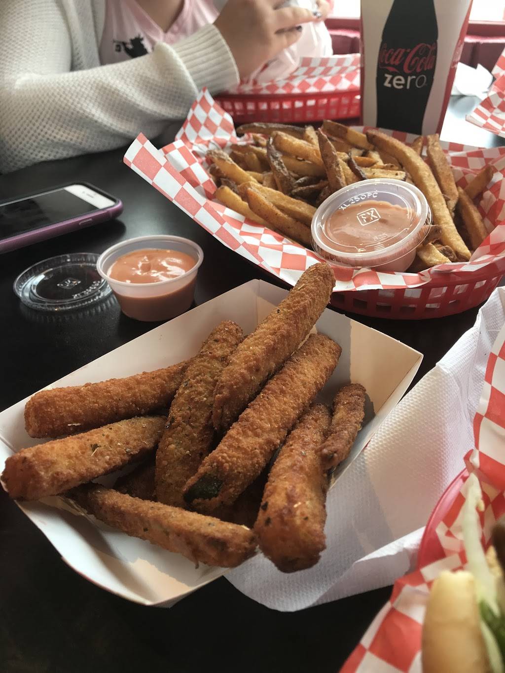 Nicks Jr Burgers & Gyros | restaurant | 5821 Evergreen Way, Everett, WA 98203, USA | 4253476037 OR +1 425-347-6037