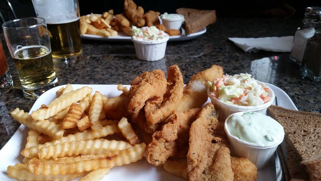 Greystone Castle | restaurant | 8 N Madison Ave, Sturgeon Bay, WI 54235, USA | 9207439923 OR +1 920-743-9923