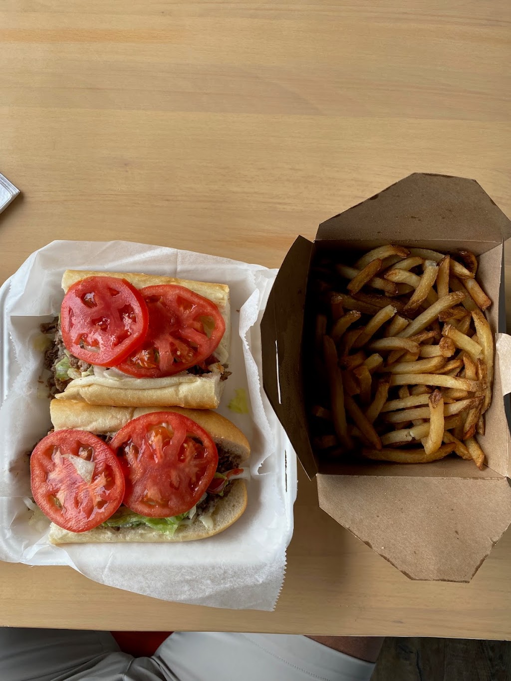 Fat Vinnys Cheesesteaks And Pizza | meal delivery | 38015 Fenwick Shoals Blvd, Selbyville, DE 19975, USA | 3024365550 OR +1 302-436-5550