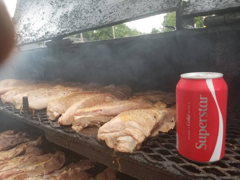 Louisville Smokers BBQ | restaurant | 1500 W Oak St, Louisville, KY 40210, USA | 5027429975 OR +1 502-742-9975