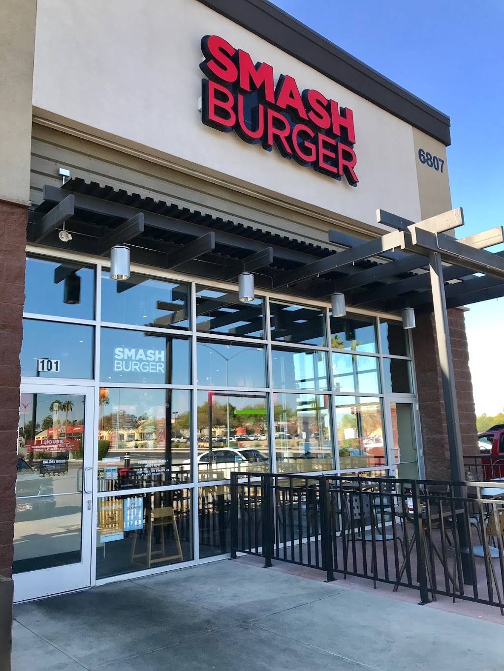 Smashburger | restaurant | 6807 E Baseline Rd Suite 101, Mesa, AZ 85209, USA | 4803786600 OR +1 480-378-6600