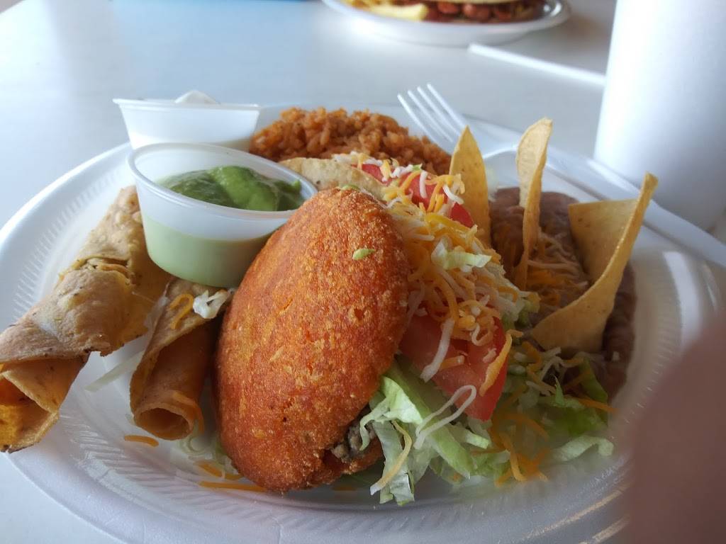 Happy Burger | restaurant | 3375 N Yarbrough Dr, El Paso, TX 79925, USA | 9155954243 OR +1 915-595-4243