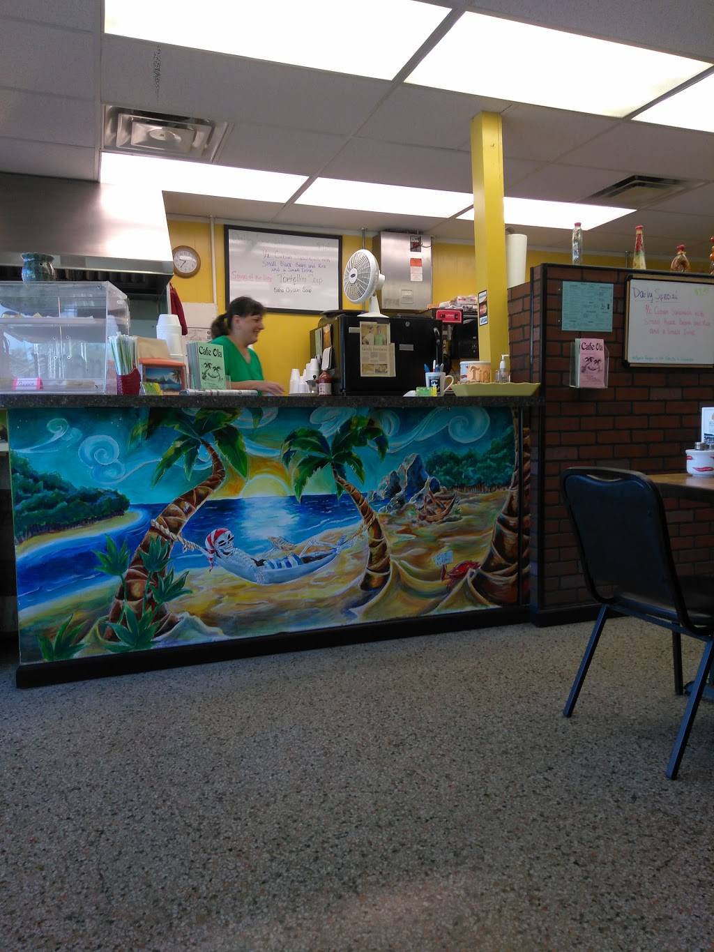 Cafe Ola | restaurant | 400 N 14th St, Leesburg, FL 34748, USA | 3523650089 OR +1 352-365-0089