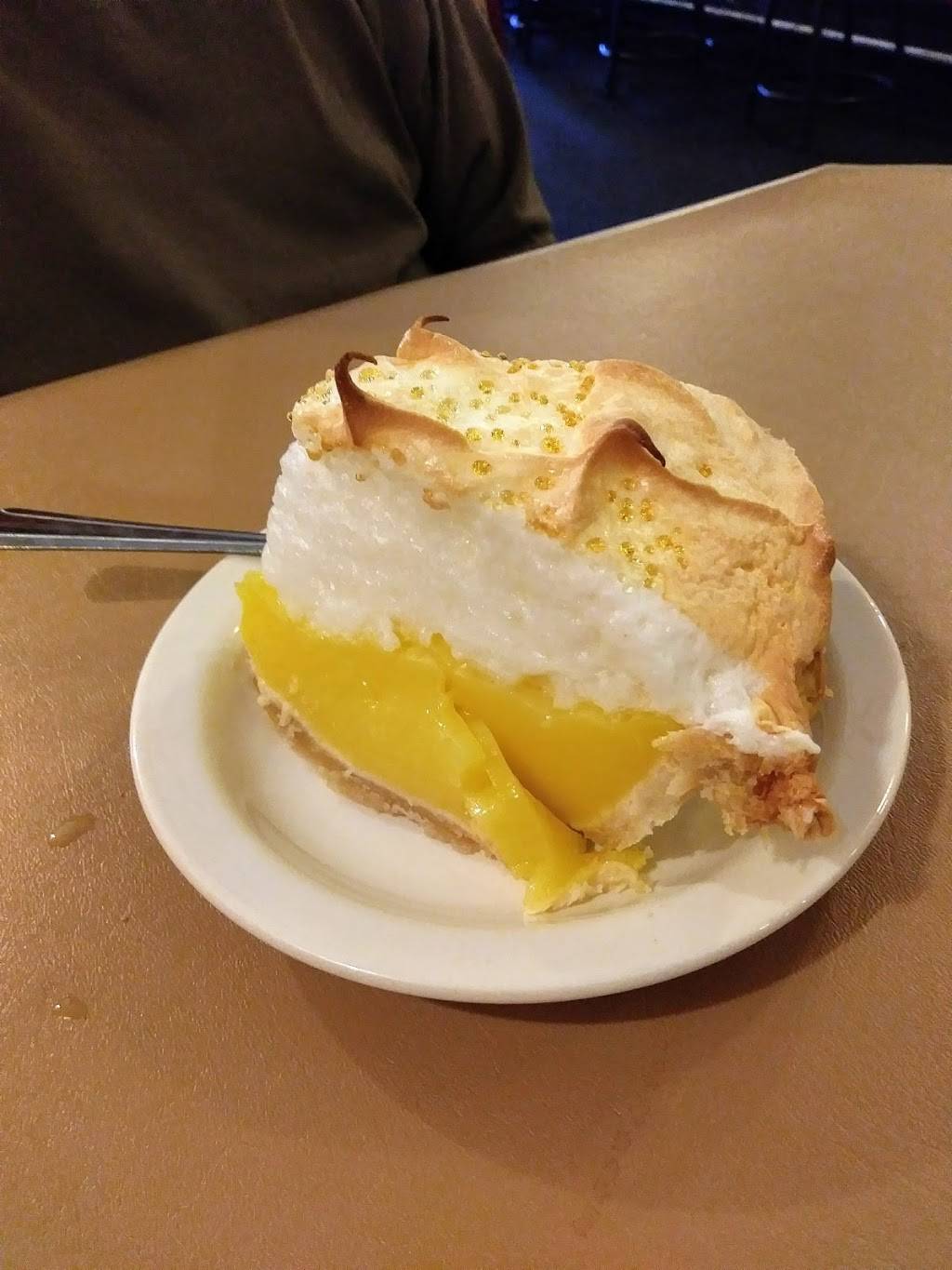 Londas Diner | restaurant | 576 Dick Rd, Depew, NY 14043, USA | 7166839808 OR +1 716-683-9808