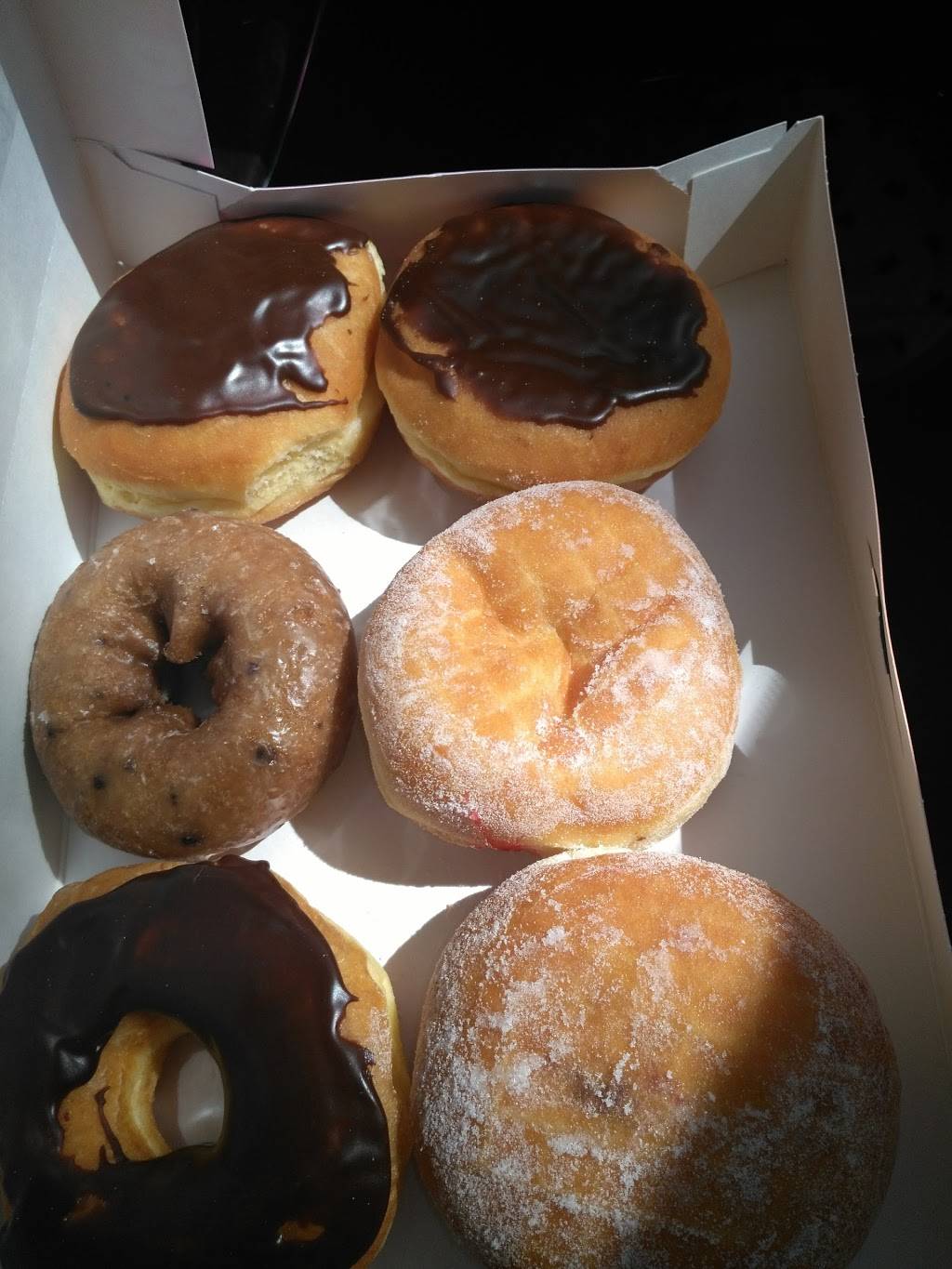 Dunkin | bakery | 9901 Pines Blvd, Pembroke Pines, FL 33024, USA | 9544433334 OR +1 954-443-3334