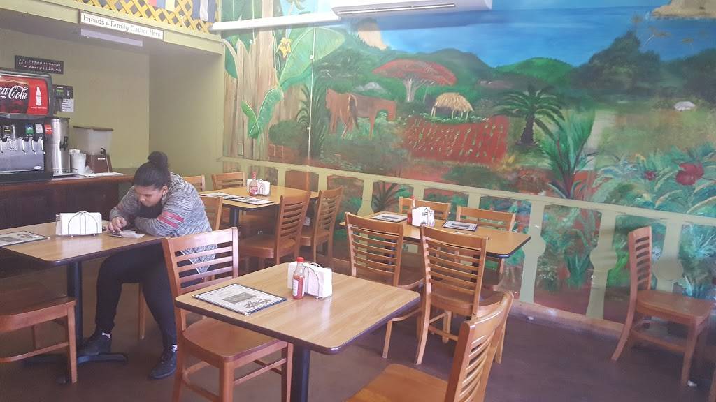 Latin American Cafe | restaurant | 1427 NE 25th Ave, Ocala, FL 34470, USA | 3523512822 OR +1 352-351-2822