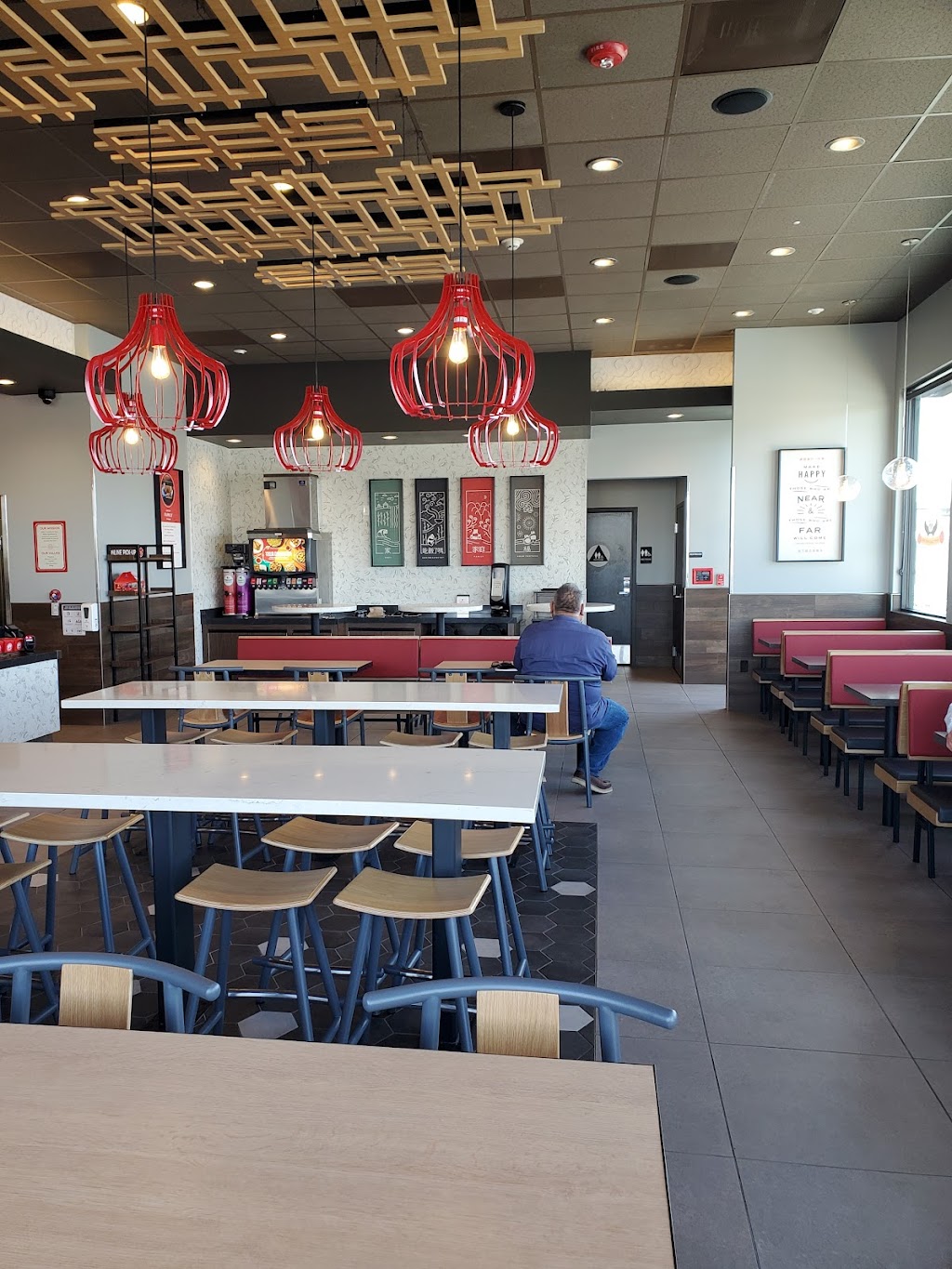 Panda Express | restaurant | 900 S China Lake Blvd, Ridgecrest, CA 93555, USA | 4423258086 OR +1 442-325-8086