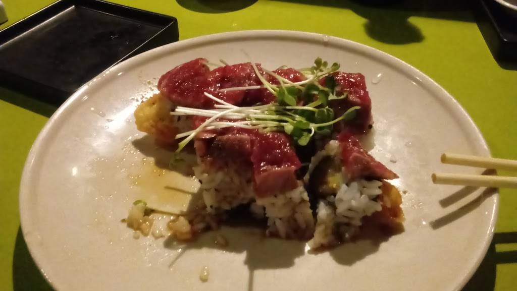 Wild Tunas | restaurant | 805 E Thunderbird Rd, Phoenix, AZ 85022, USA | 6029388862 OR +1 602-938-8862