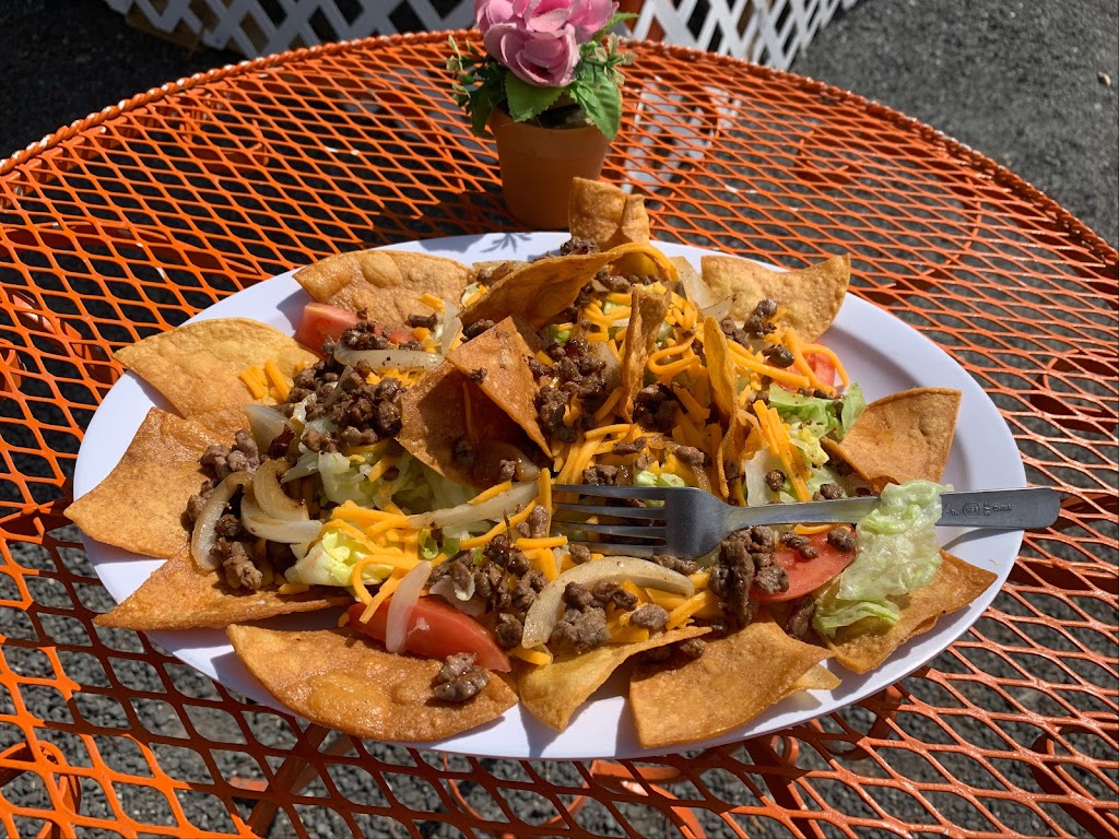 Tacos El Patio | restaurant | 222 East, US-90, Knippa, TX 78870, USA | 8309342468 OR +1 830-934-2468