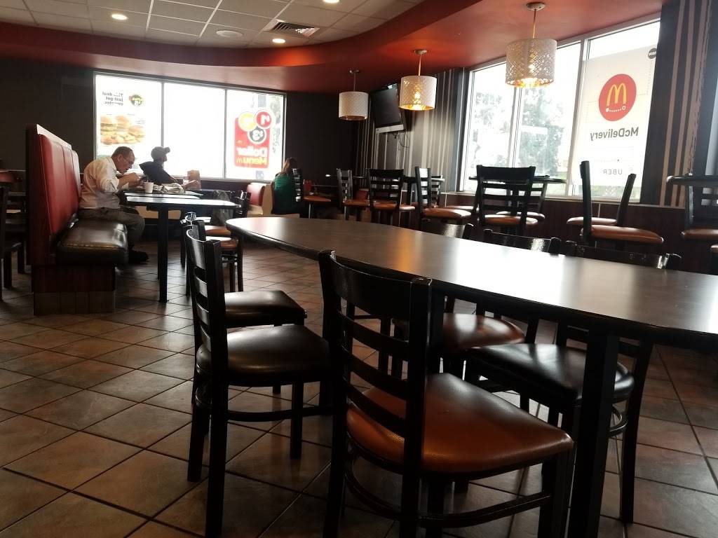 McDonalds | cafe | 8929 Clairemont Mesa Blvd, San Diego, CA 92123, USA | 8585698386 OR +1 858-569-8386