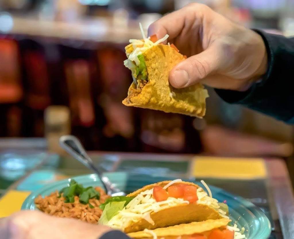 Lucias Cocina Mexicana | restaurant | 208 Market St W, Athens, AL 35611, USA | 2569985451 OR +1 256-998-5451