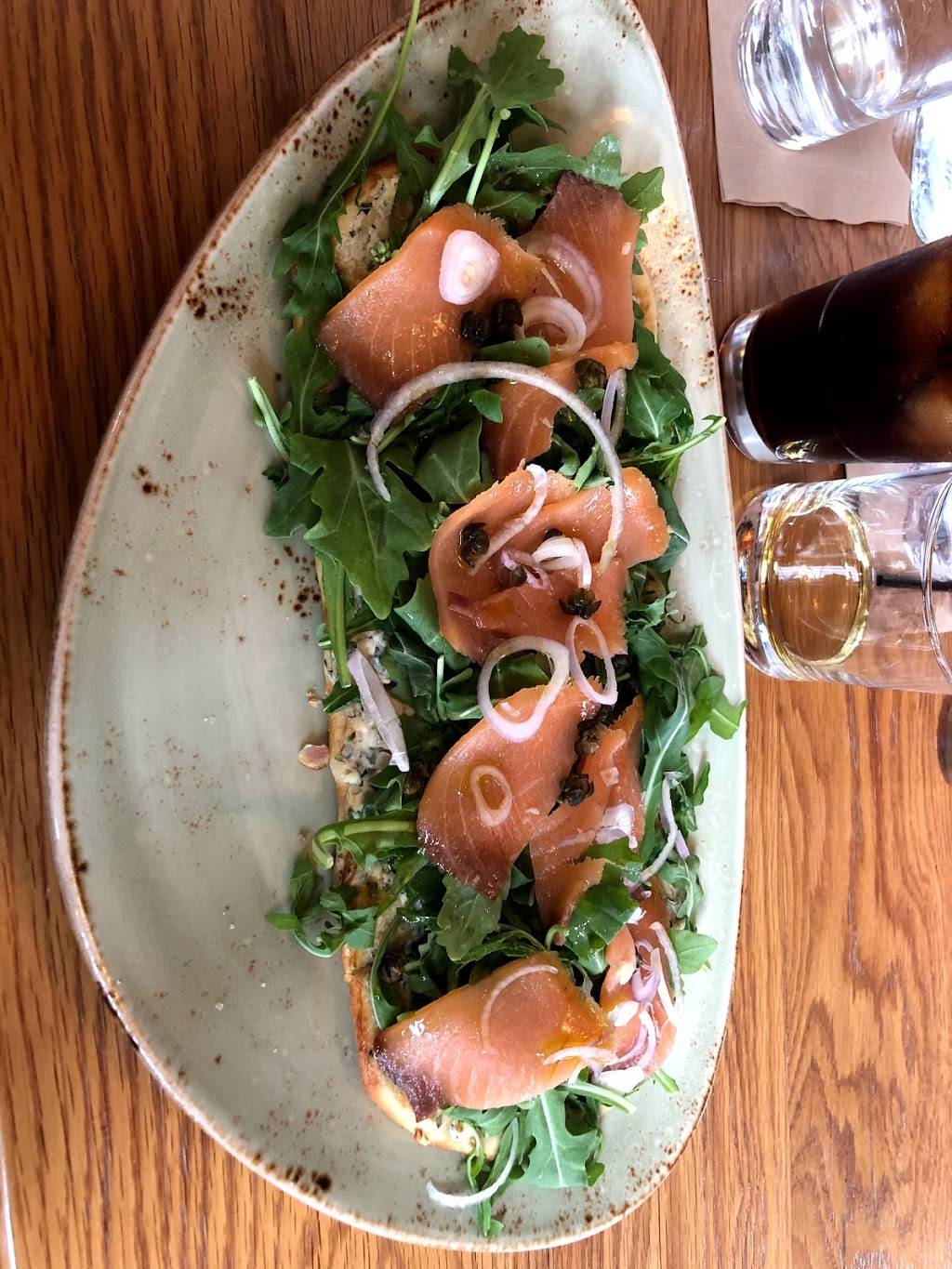 Barley & Board | restaurant | 100 W Oak St #160, Denton, TX 76201, USA | 9405663900 OR +1 940-566-3900