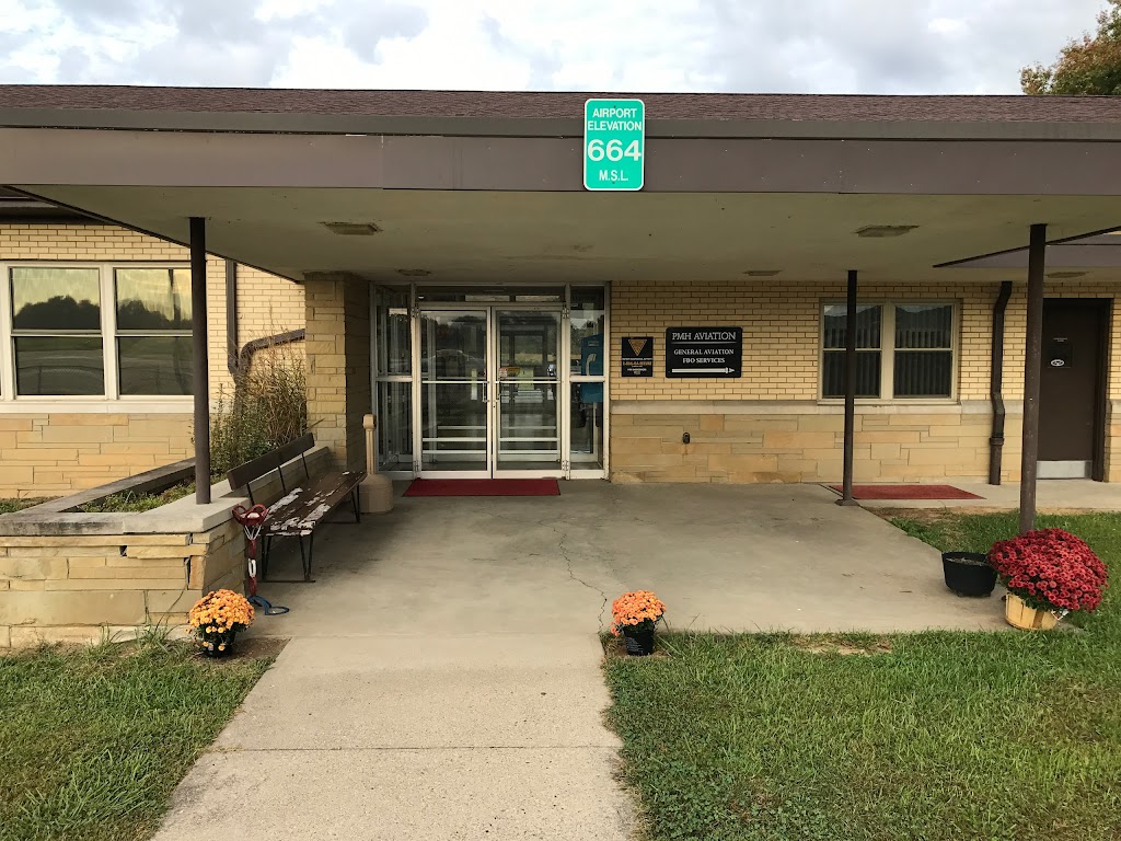 Greater Portsmouth Regional-PMH Aviation | restaurant | 138 Barklow Rd, Minford, OH 45653, USA | 7408202300 OR +1 740-820-2300