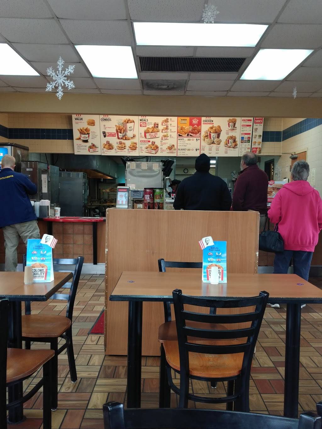 KFC | restaurant | 709 West Main Street, Ripley, WV 25271, USA | 3043728106 OR +1 304-372-8106