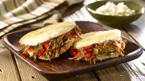 Arepa Express | restaurant | 23-27 Lexington Ave, Passaic, NJ 07055, USA | 9737781395 OR +1 973-778-1395