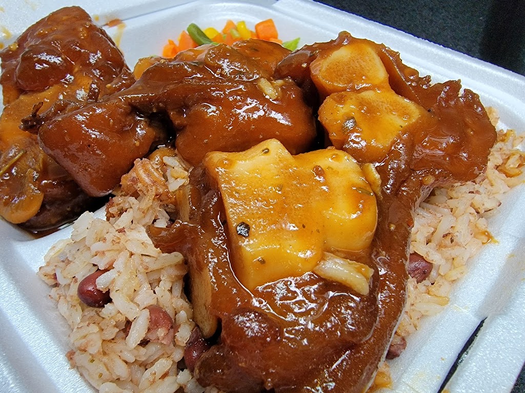 UPTOP JAMAICAN RESTAURANT & LOUNGE | restaurant | 18707 SW 107th Ave, Cutler Bay, FL 33157, USA | 3059647305 OR +1 305-964-7305