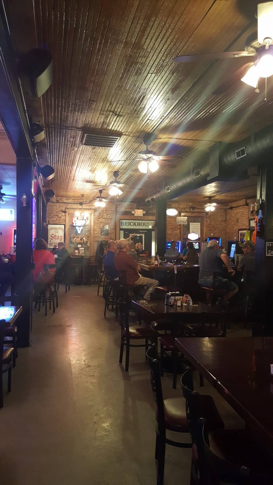The Brickhouse Bar & Grill | restaurant | 866 Sparta St, St Libory, IL 62282, USA | 6187684488 OR +1 618-768-4488