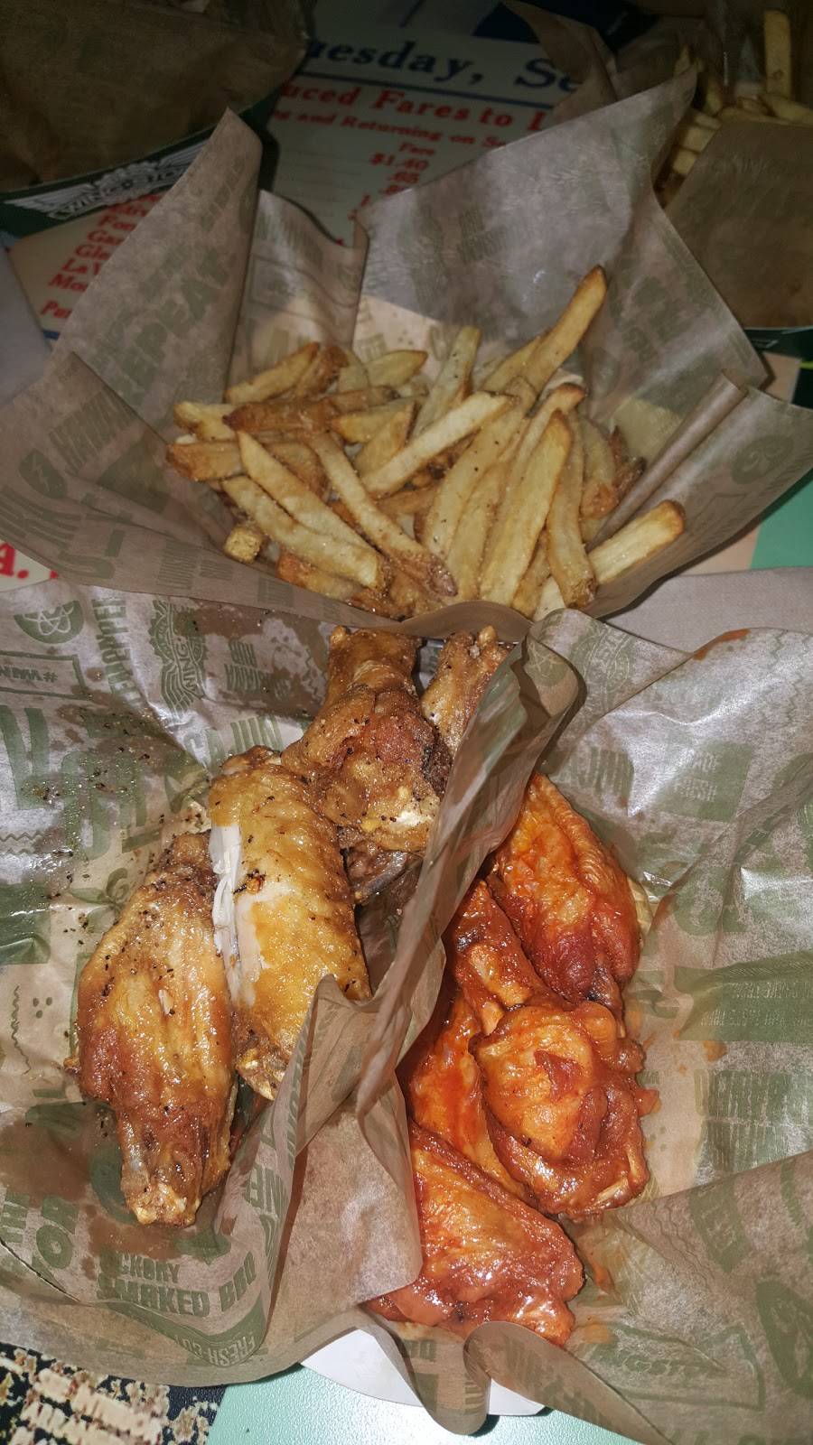 Wingstop | restaurant | 4813 Firestone Blvd, South Gate, CA 90280, USA | 3235669464 OR +1 323-566-9464