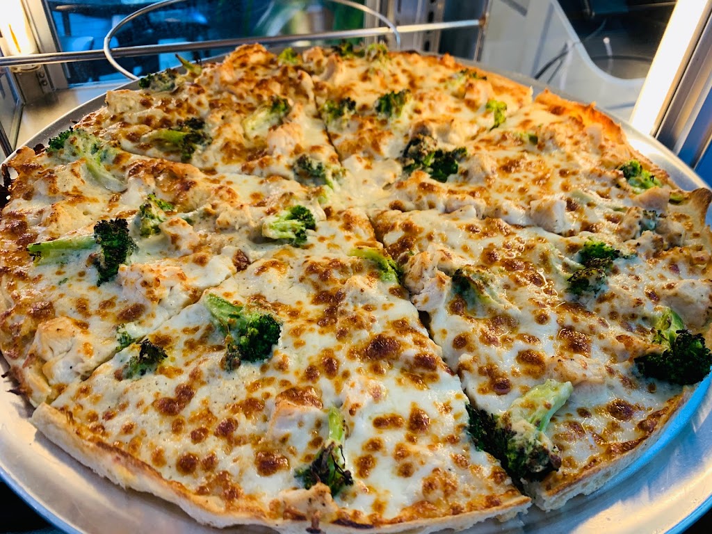 AKs Takeout South Boston | meal delivery | 309 D St, Boston, MA 02127, USA | 6172693500 OR +1 617-269-3500