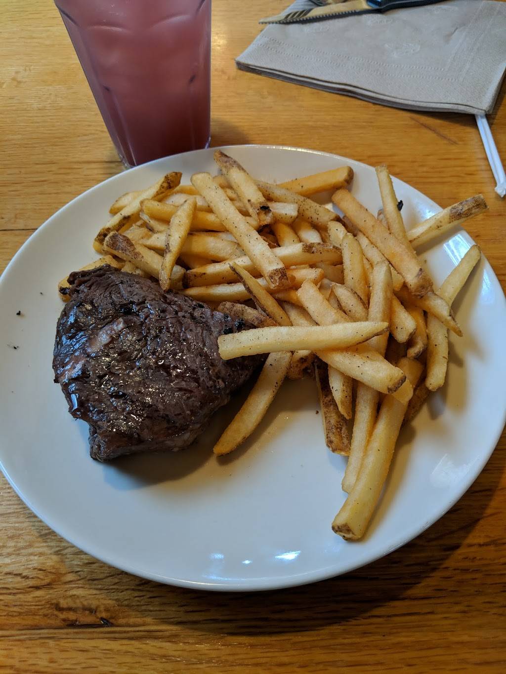 Applebees Grill + Bar | restaurant | 4425 National Rd E, Richmond, IN 47374, USA | 7659353940 OR +1 765-935-3940