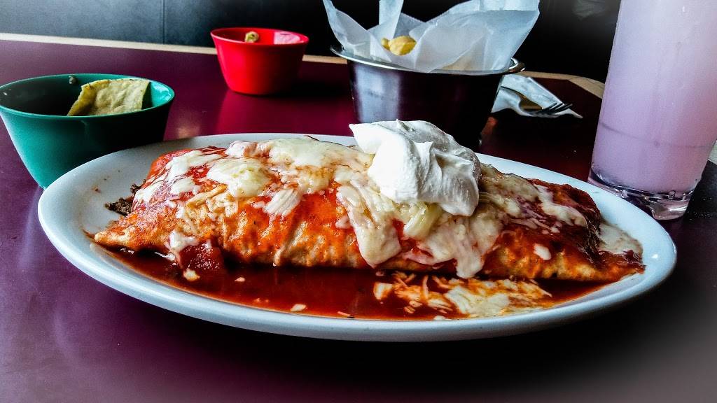 La Morenita Mexican | restaurant | 242 N Main St Suite C, Livingston, CA 95334, USA | 2093943349 OR +1 209-394-3349