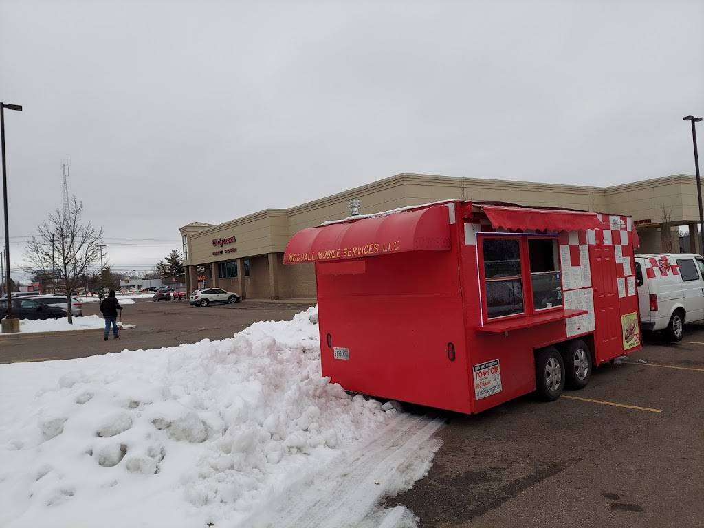Woodall Mobile Food Truck | restaurant | 1217 W Jolly Rd, Lansing, MI 48910, USA | 7734414011 OR +1 773-441-4011