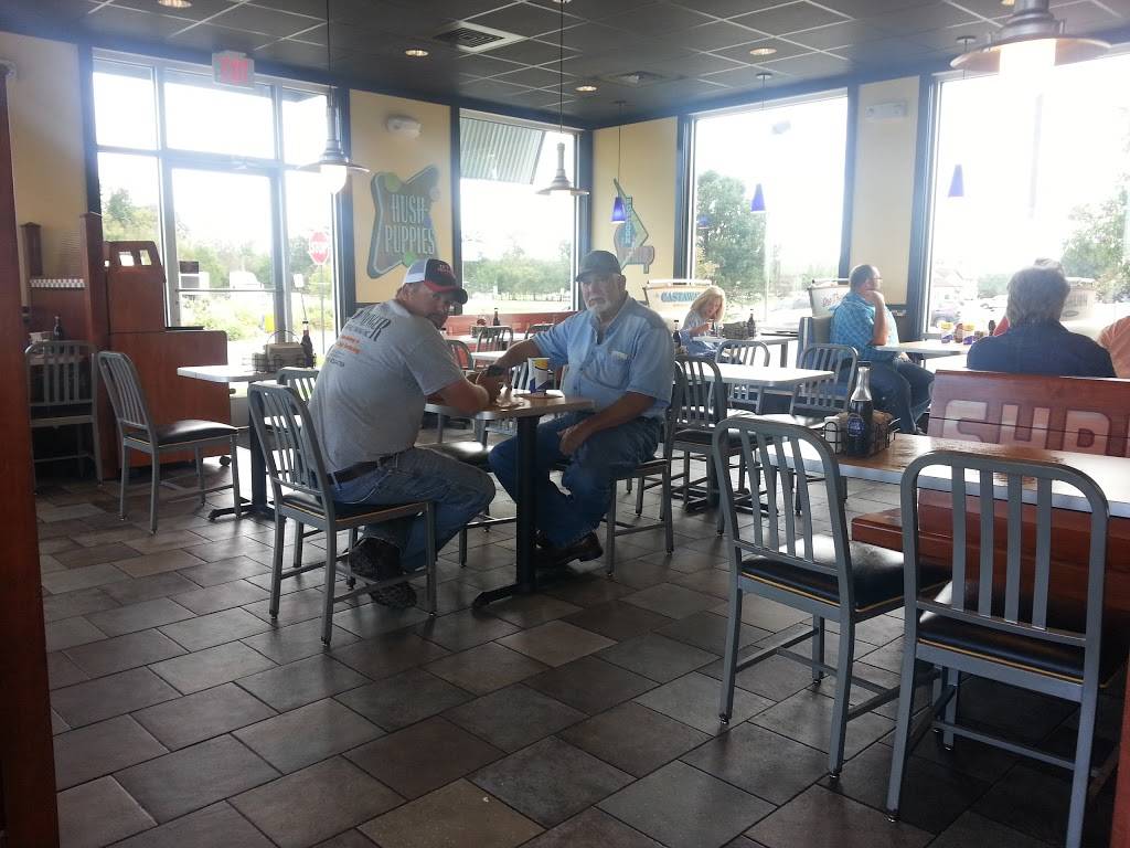 Long John Silvers | restaurant | 1420 E Main St, Carbondale, IL 62901, USA | 6185492050 OR +1 618-549-2050