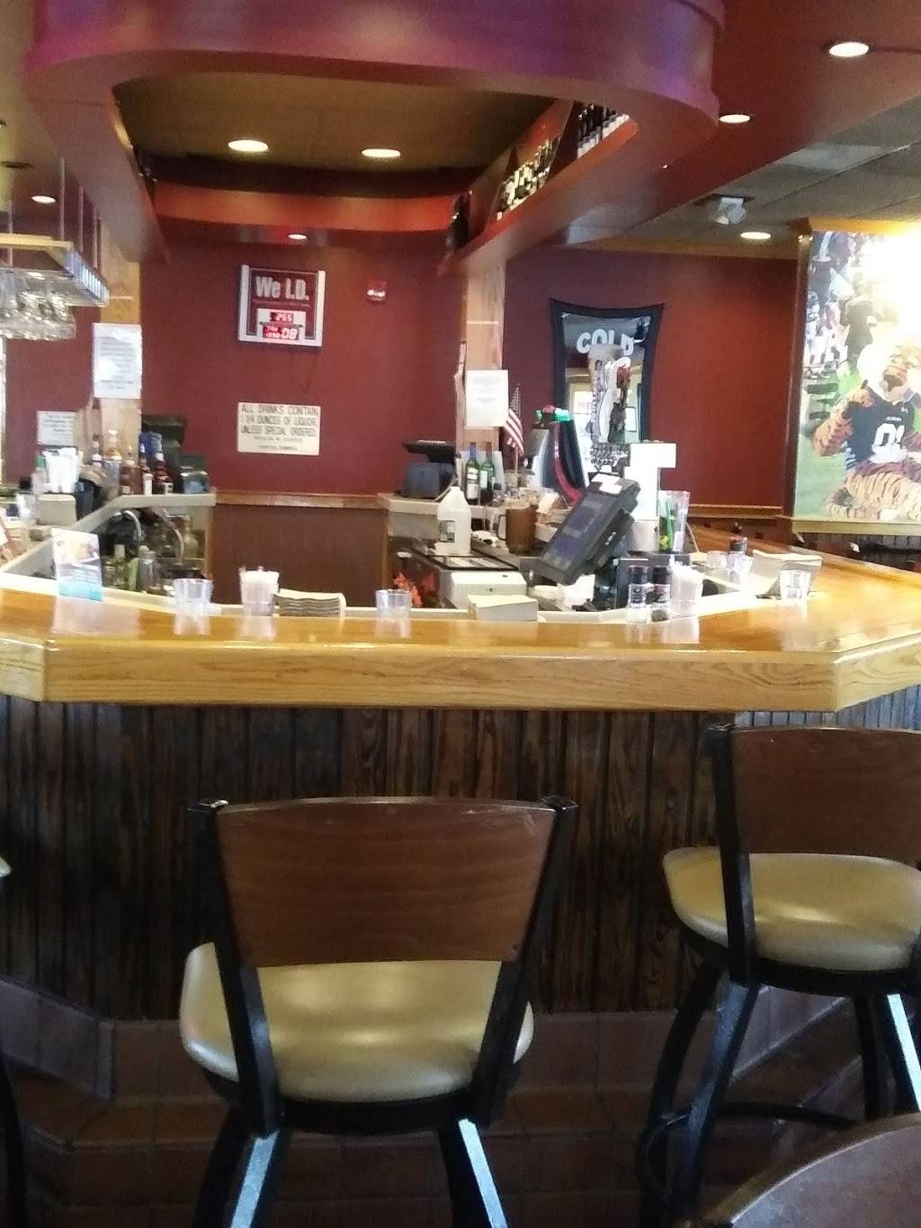 Applebees Grill + Bar | restaurant | 11950 US-431, Guntersville, AL 35976, USA | 2568789903 OR +1 256-878-9903