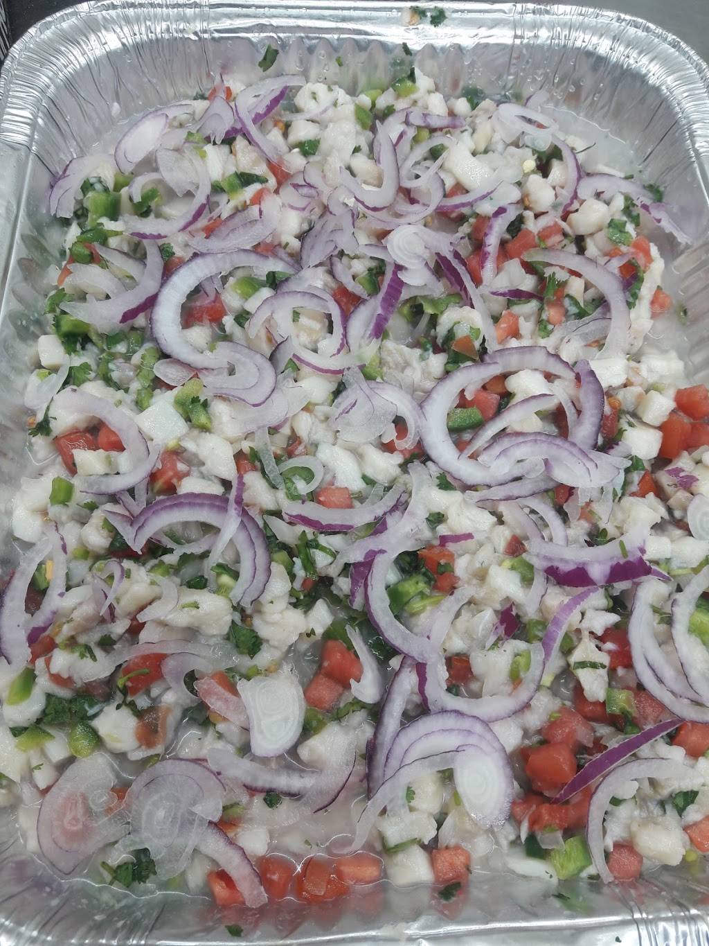 Las 3 comadres kitchen | meal takeaway | 2415 th street, Vero Beach, FL 32967, USA | 7722991542 OR +1 772-299-1542