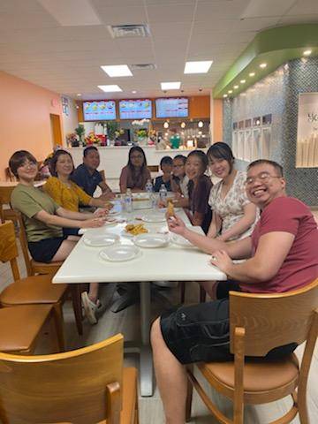 Ninas Chicken Seafood & Froyo | restaurant | 4400 E Berry St, Fort Worth, TX 76105, USA | 6827083000 OR +1 682-708-3000