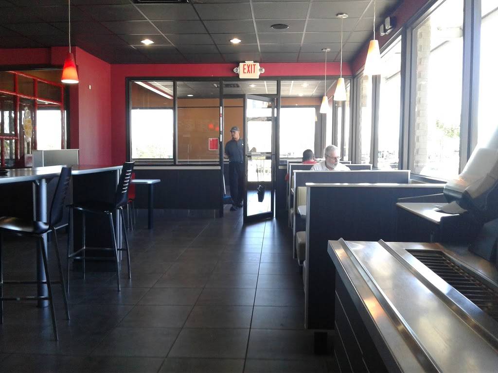 Burger King | restaurant | 4095 N Belt Line Rd, Irving, TX 75038, USA | 9722570066 OR +1 972-257-0066
