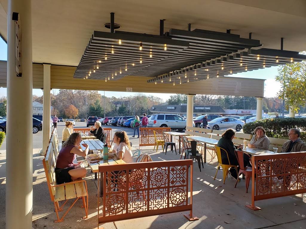 Mezeh Mediterranean Grill (Old Keene Mill) | restaurant | 8406 Old Keene Mill Rd, West Springfield, VA 22152, USA | 7036522577 OR +1 703-652-2577