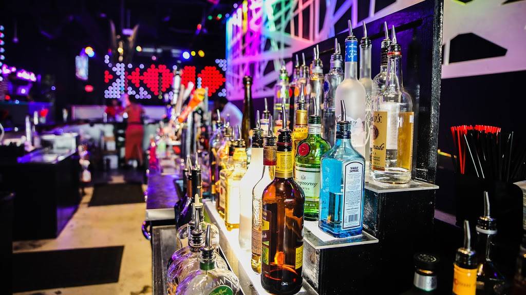 BeachHouse 757 | restaurant | 1910 Atlantic Ave, Virginia Beach, VA 23451, USA | 7579375839 OR +1 757-937-5839