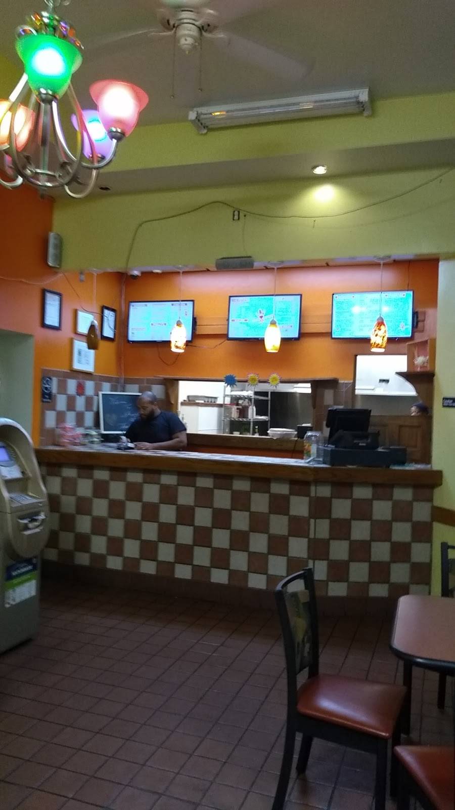 Food Lovers Grill | restaurant | 517 Martin Luther King Dr, East St Louis, IL 62201, USA | 6188578085 OR +1 618-857-8085