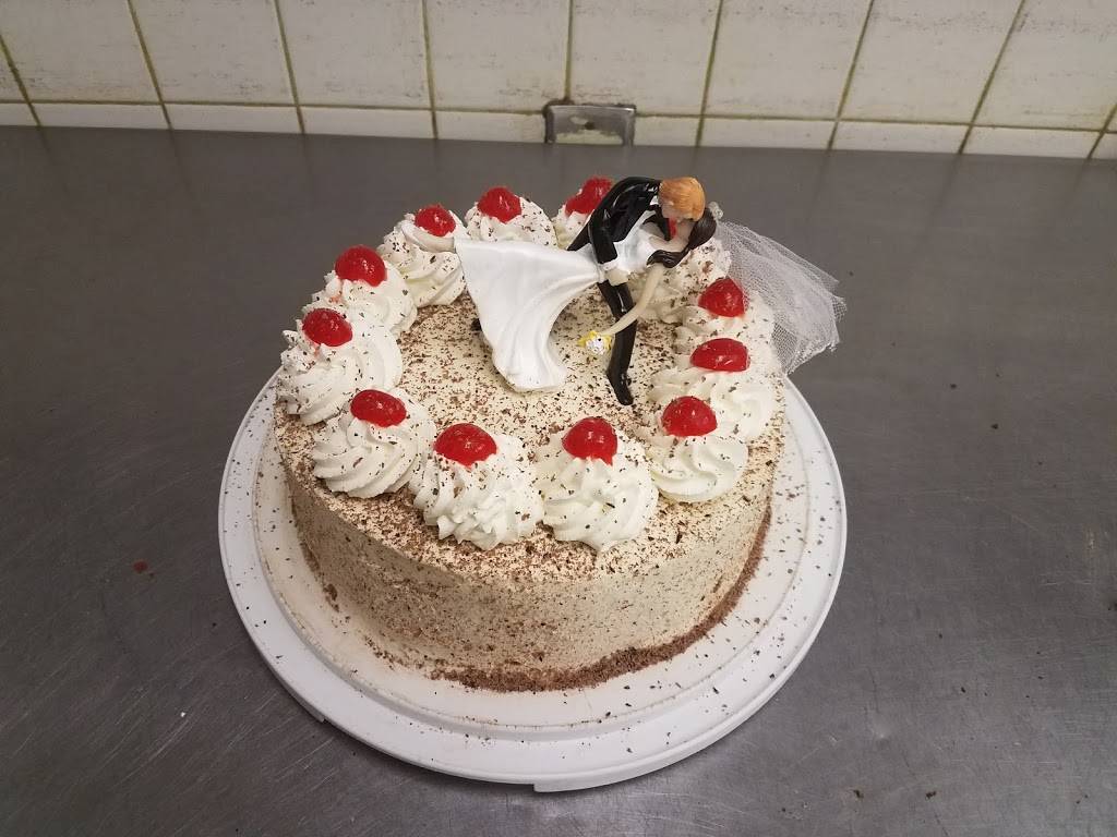 Rudi Lechners German Restaurant | restaurant | 2503 S Gessner Rd, Houston, TX 77063, USA | 7137821180 OR +1 713-782-1180