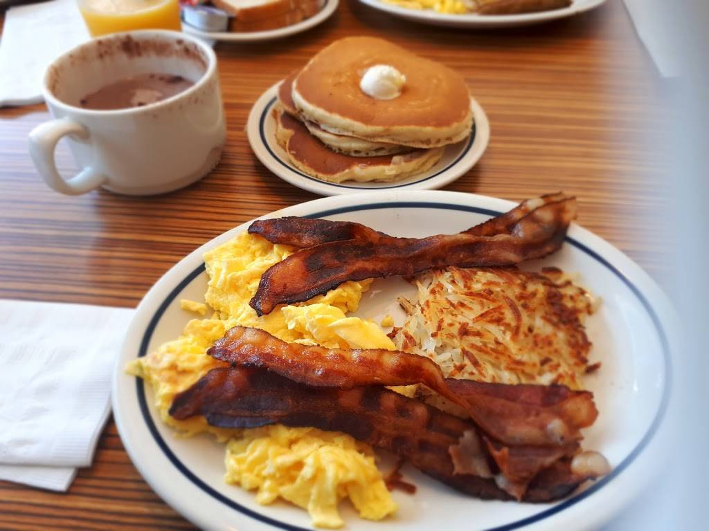 IHOP | restaurant | 200 Beach St, San Francisco, CA 94133, USA | 4158370221 OR +1 415-837-0221
