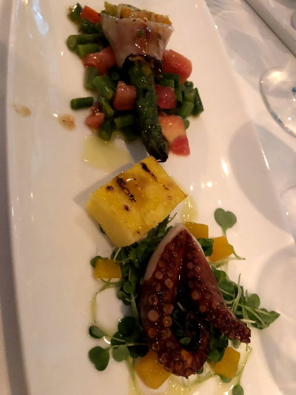 Pelago Ristorante | restaurant | 201 E Delaware Pl, Chicago, IL 60611, USA | 3122800700 OR +1 312-280-0700