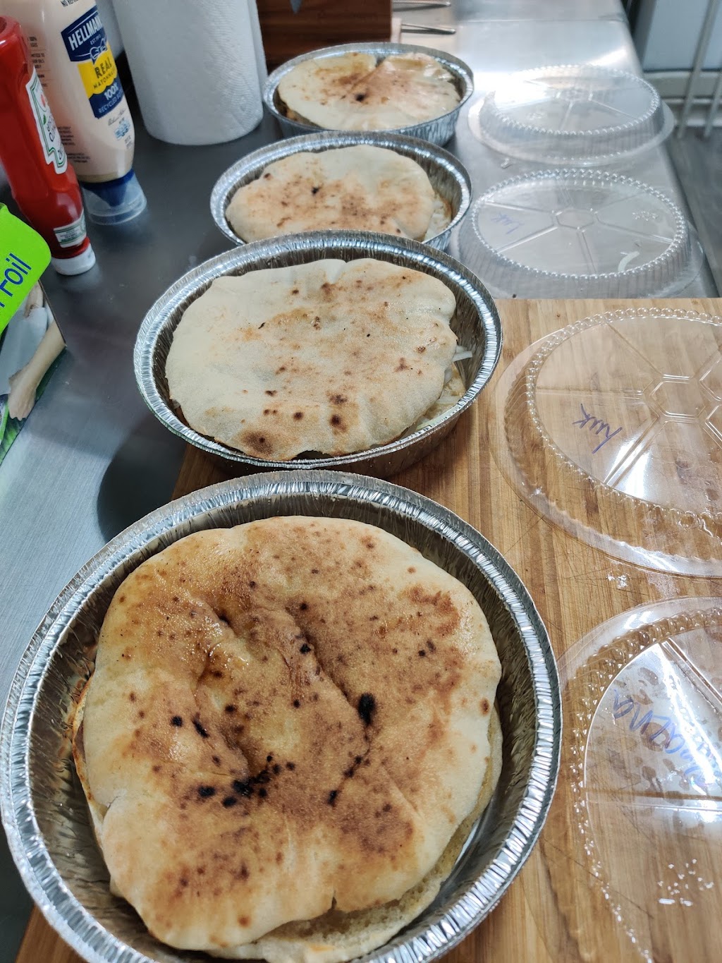 Pera Ždera (Peter Eater) | restaurant | 66-31 Myrtle Ave, Queens, NY 11385, USA | 3476893236 OR +1 347-689-3236