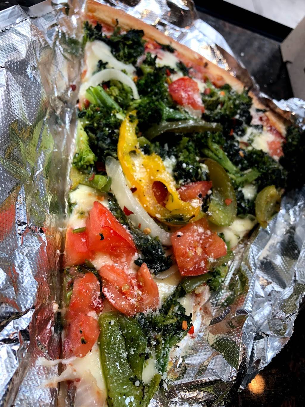 Bravo Pizza | restaurant | 360 7th Ave #5011, New York, NY 10001, USA | 2122351114 OR +1 212-235-1114