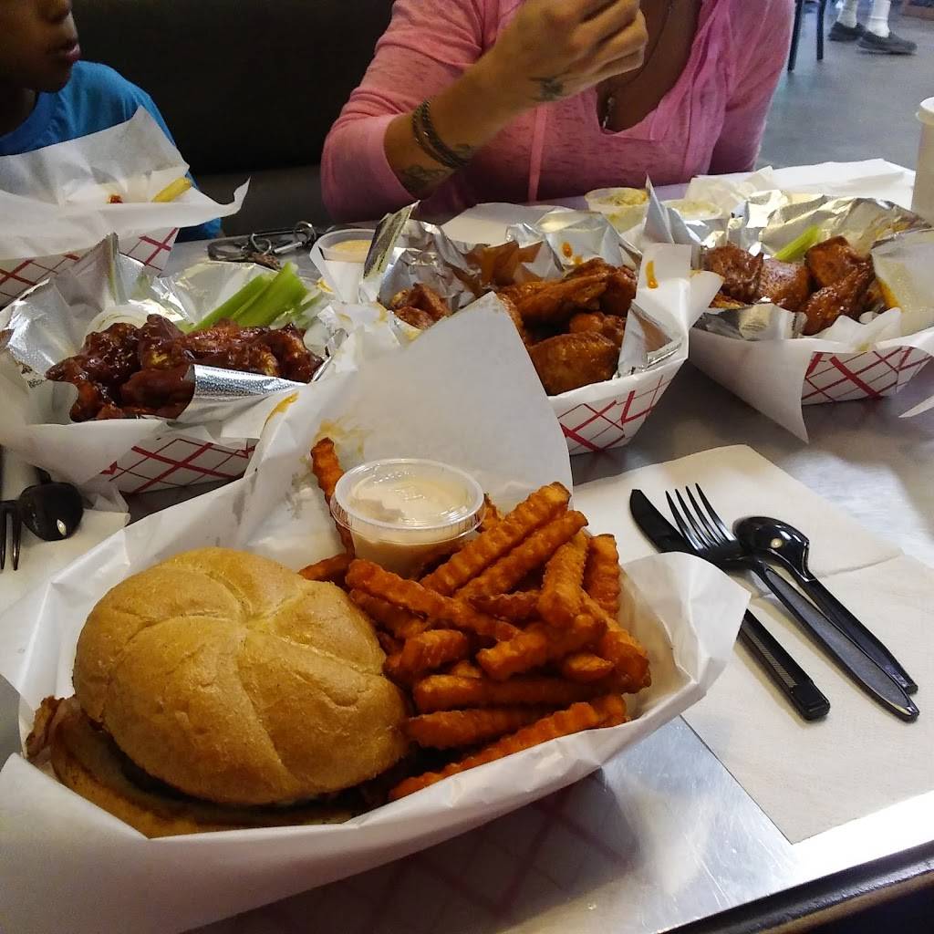 Six Sisters Deli & Grille | restaurant | 3535 Ranches Pkwy, Eagle Mountain, UT 84005, USA | 8017894700 OR +1 801-789-4700