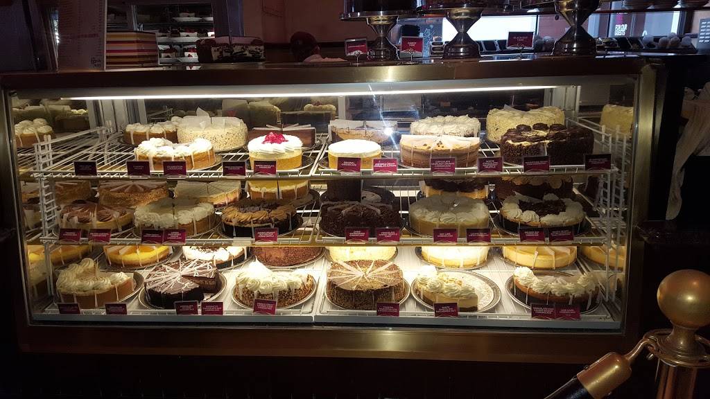 The Cheesecake Factory | restaurant | The Fashion Mall, 8701 Keystone Crossing, Indianapolis, IN 46240, USA | 3175660100 OR +1 317-566-0100