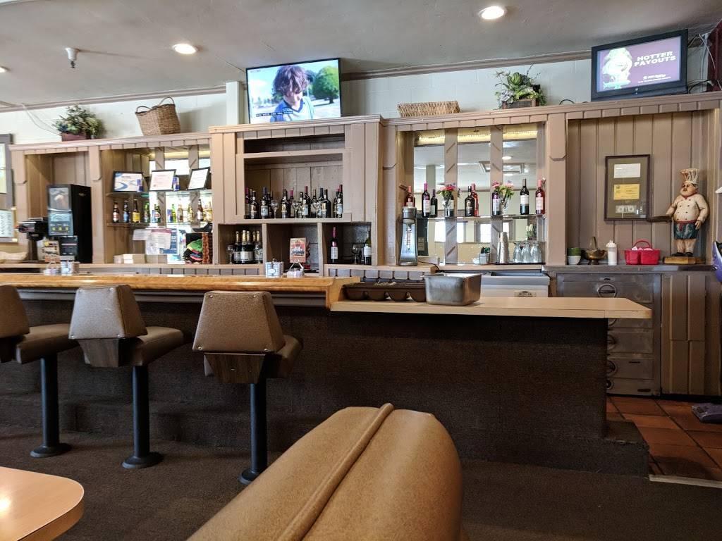 Hunnys Cafe | restaurant | 31253 Riverside Dr, Lake Elsinore, CA 92530, USA | 9512454548 OR +1 951-245-4548