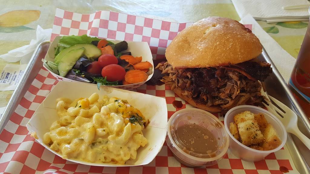 Smoke Berkeley | restaurant | 2434 San Pablo Ave, Berkeley, CA 94702, USA | 5105488801 OR +1 510-548-8801