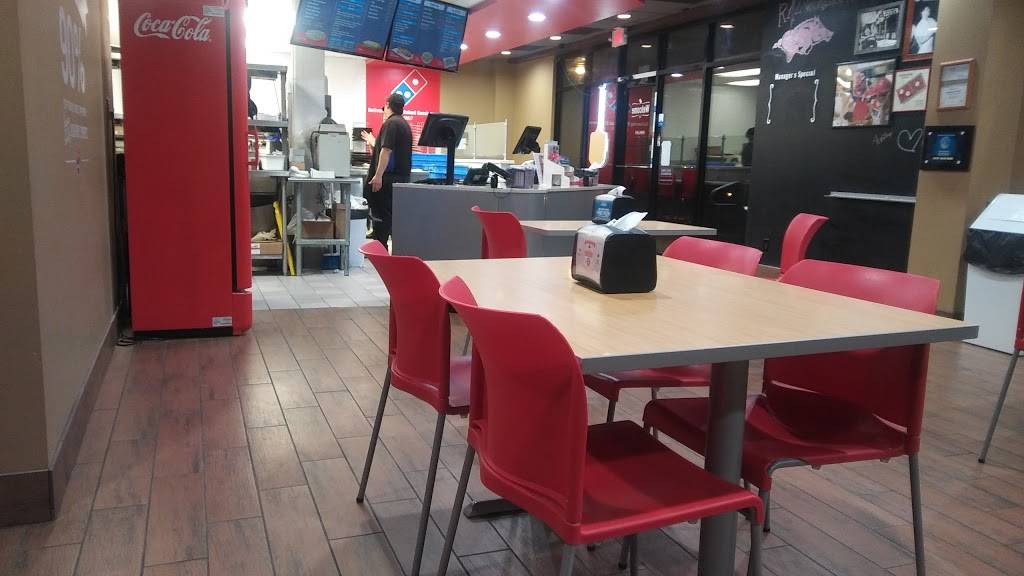 Dominos Pizza | meal delivery | 1065 Garland Ave, Fayetteville, AR 72701, USA | 4794423600 OR +1 479-442-3600