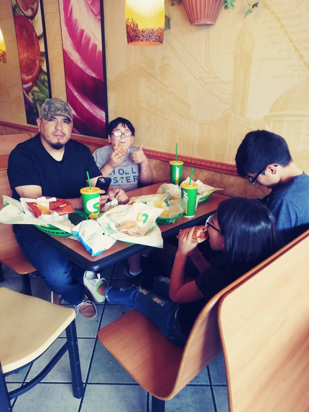 Subway Restaurants | restaurant | 1954 FL-60, Valrico, FL 33594, USA | 8136558000 OR +1 813-655-8000