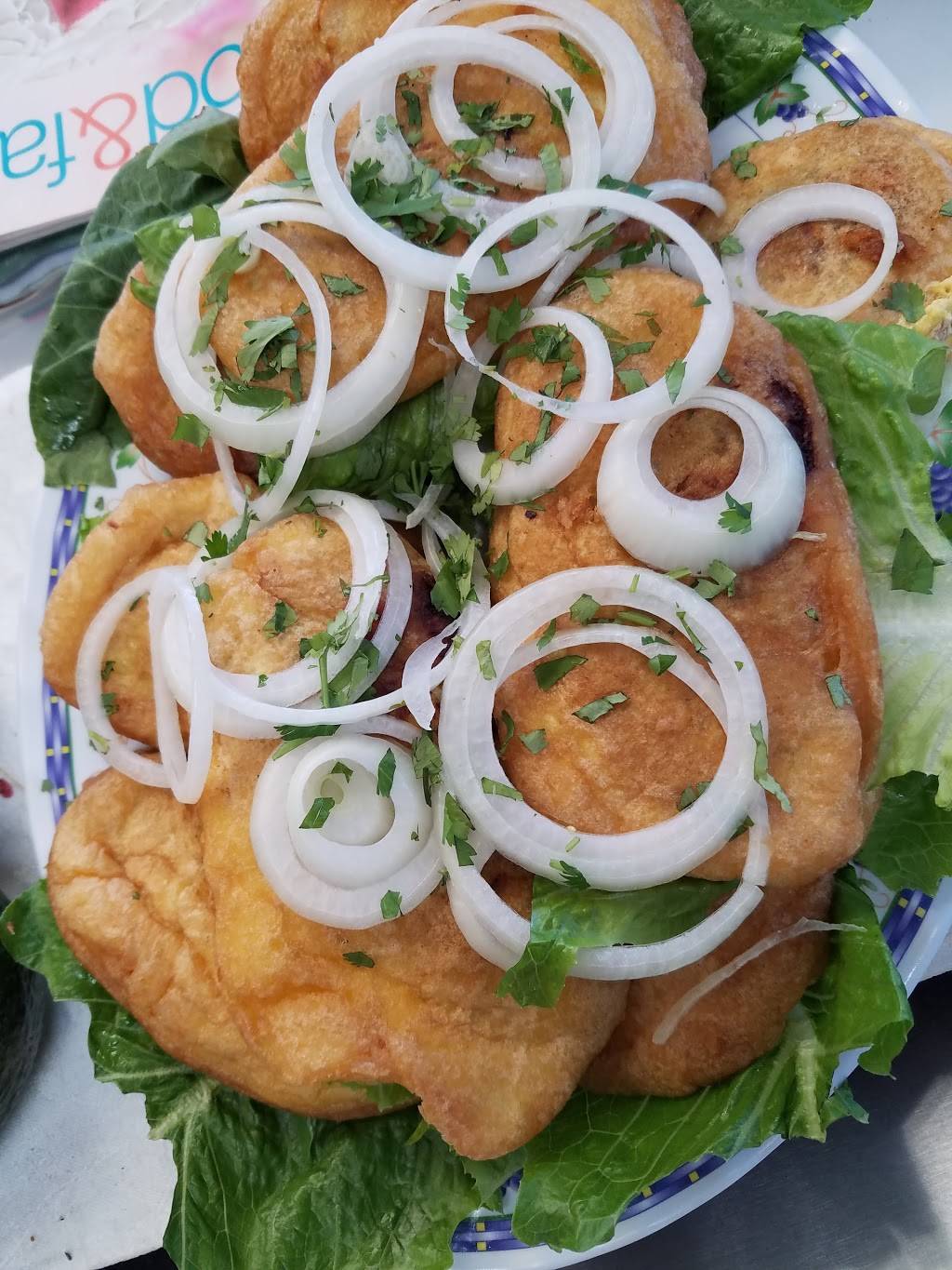 Los Antojitos Restaurant | restaurant | 5272 Washington St, West Roxbury, MA 02132, USA | 6174692100 OR +1 617-469-2100