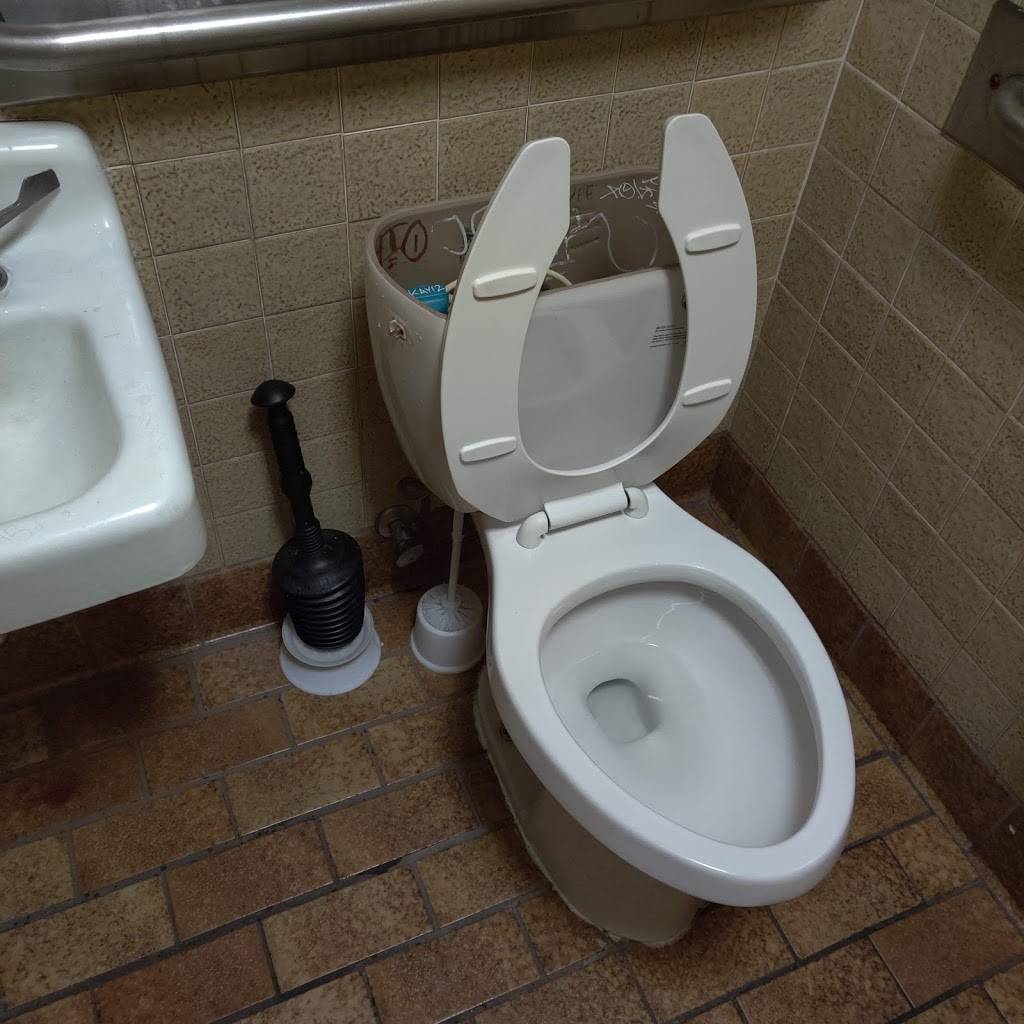 Muchas Gracias Mexican Food | restaurant | 707 NE Weidler St, Portland, OR 97232, USA | 5032810570 OR +1 503-281-0570